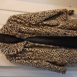 Faux fur women's coat vintage  xl